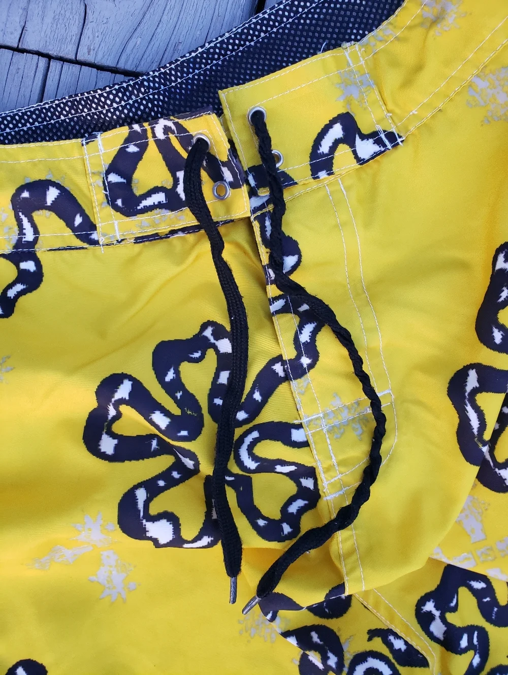 Sonoma Cargo Style Swim Shorts Size X-Large (18-20)